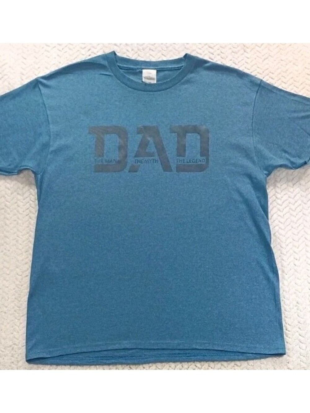 Hanes Eco Smart - Sz M - T Shirt - DAD... The Man The Myth The Legend  Graphics